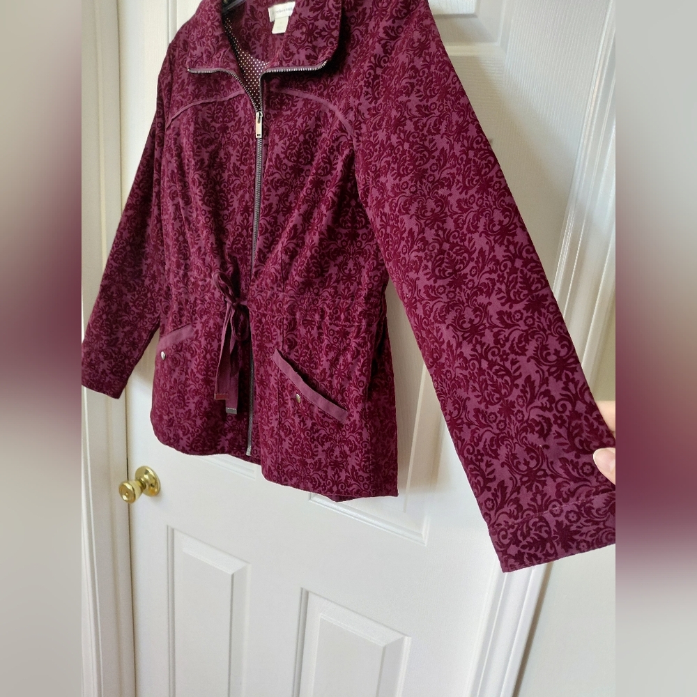 Women's Burgundy Patterned Drawstring Zip Jacket - image 3